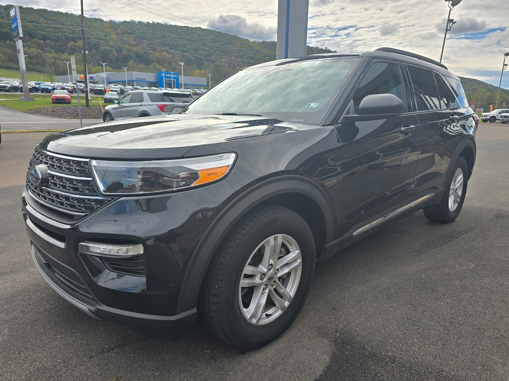 Used 2022 Ford Explorer XLT SUV
