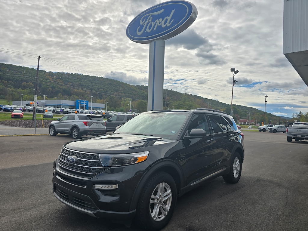 Used 2022 Ford Explorer XLT SUV