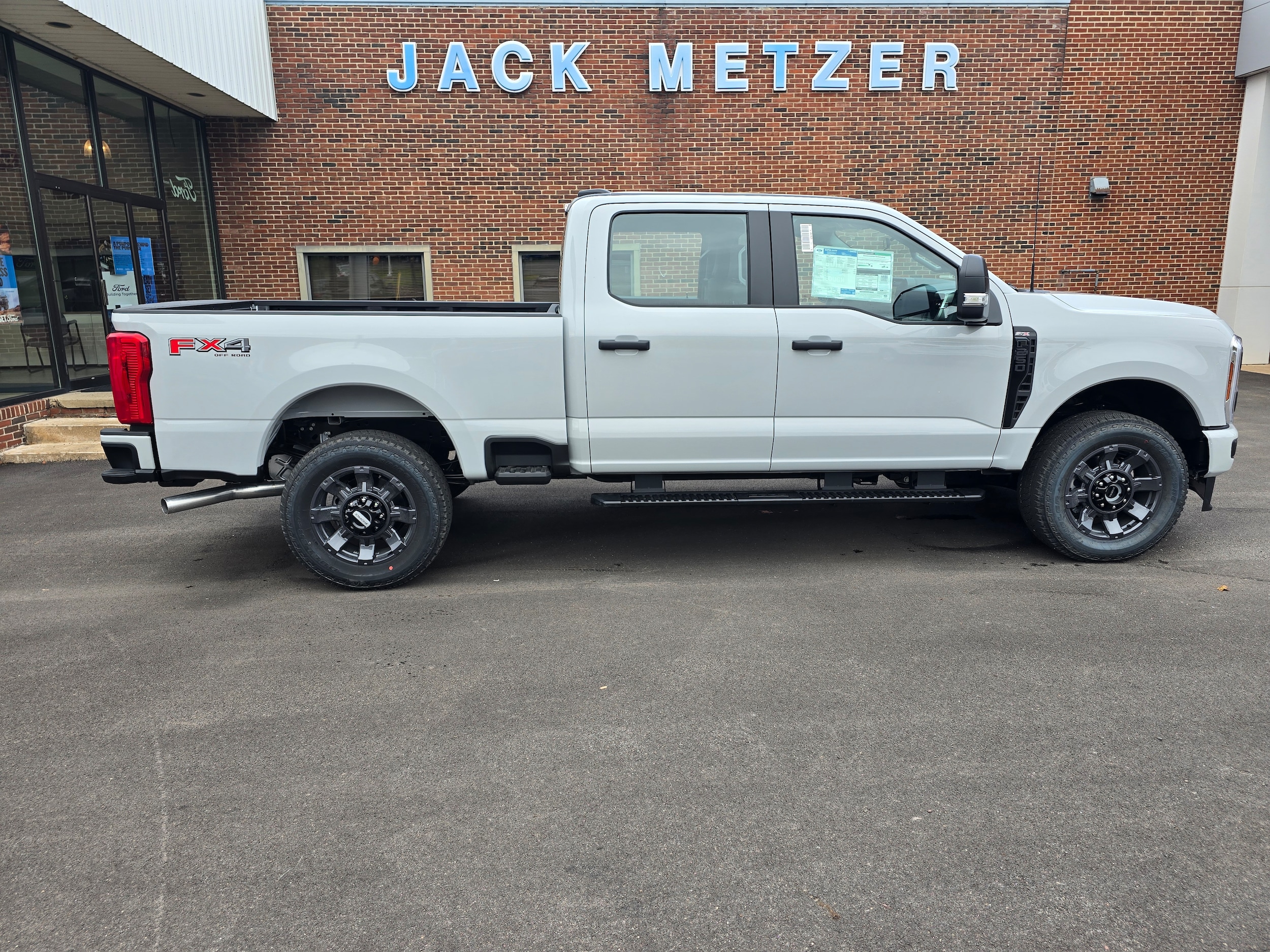 2026 Ford F-250 Super Duty XL - Photo 9