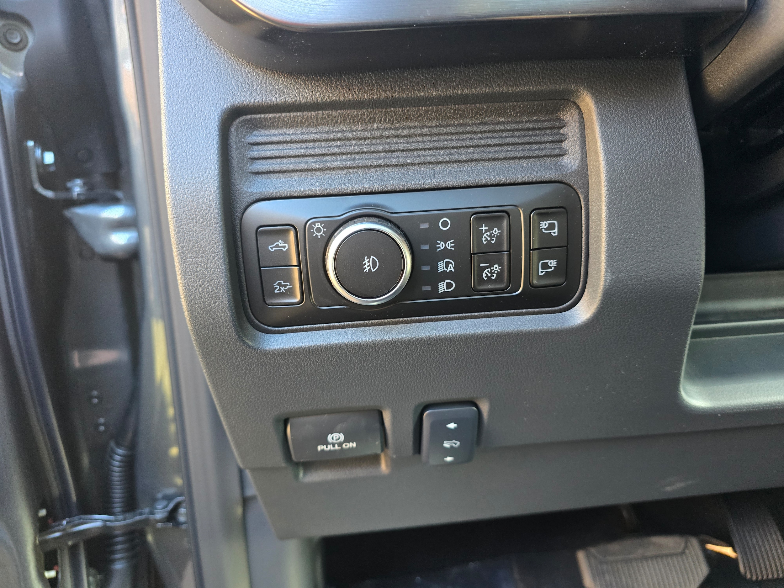 2026 Ford F-350 Super Duty Lariat - Photo 14