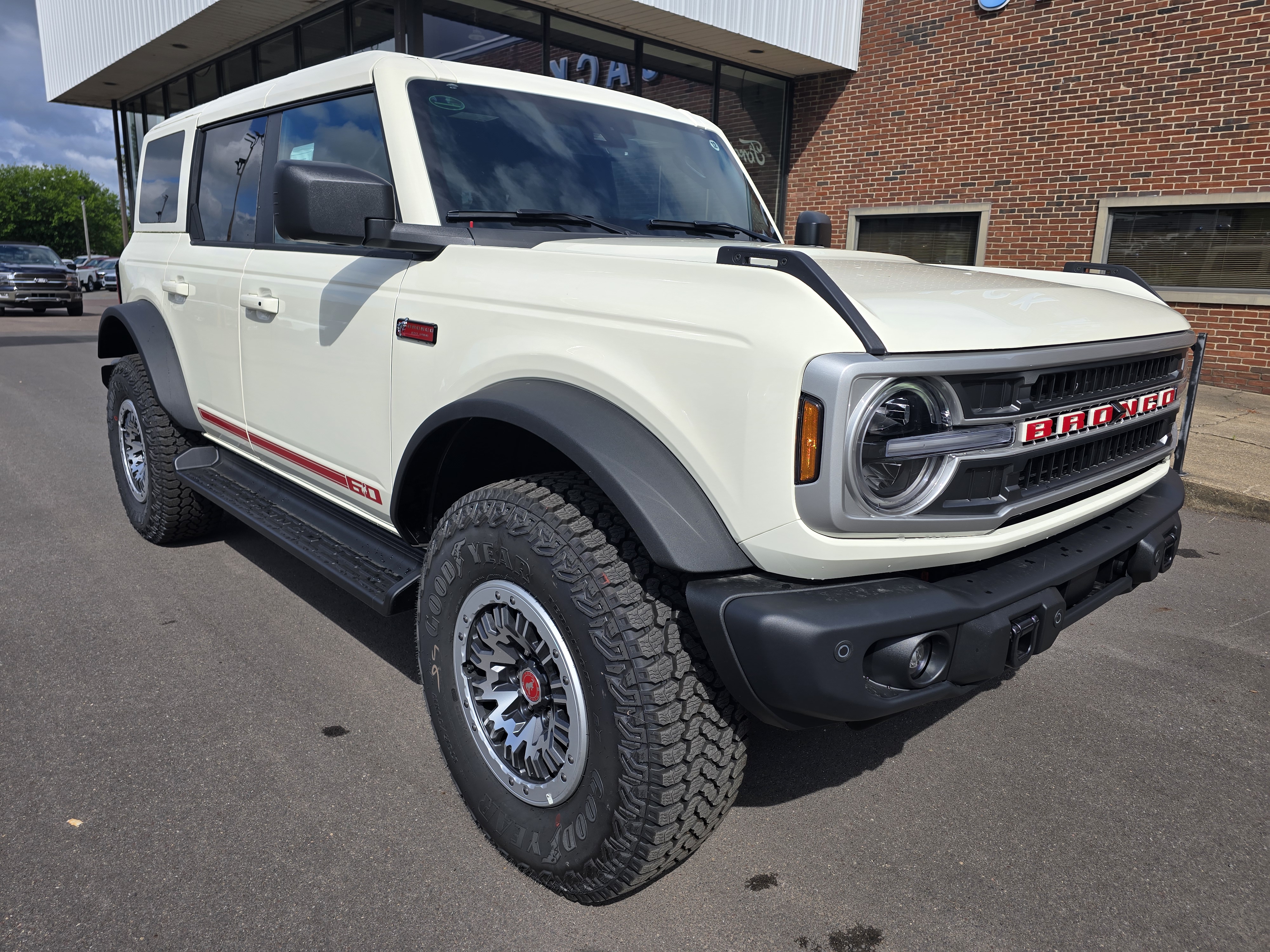2026 Ford Bronco Outer Banks 60th Anniversary Edition SUV