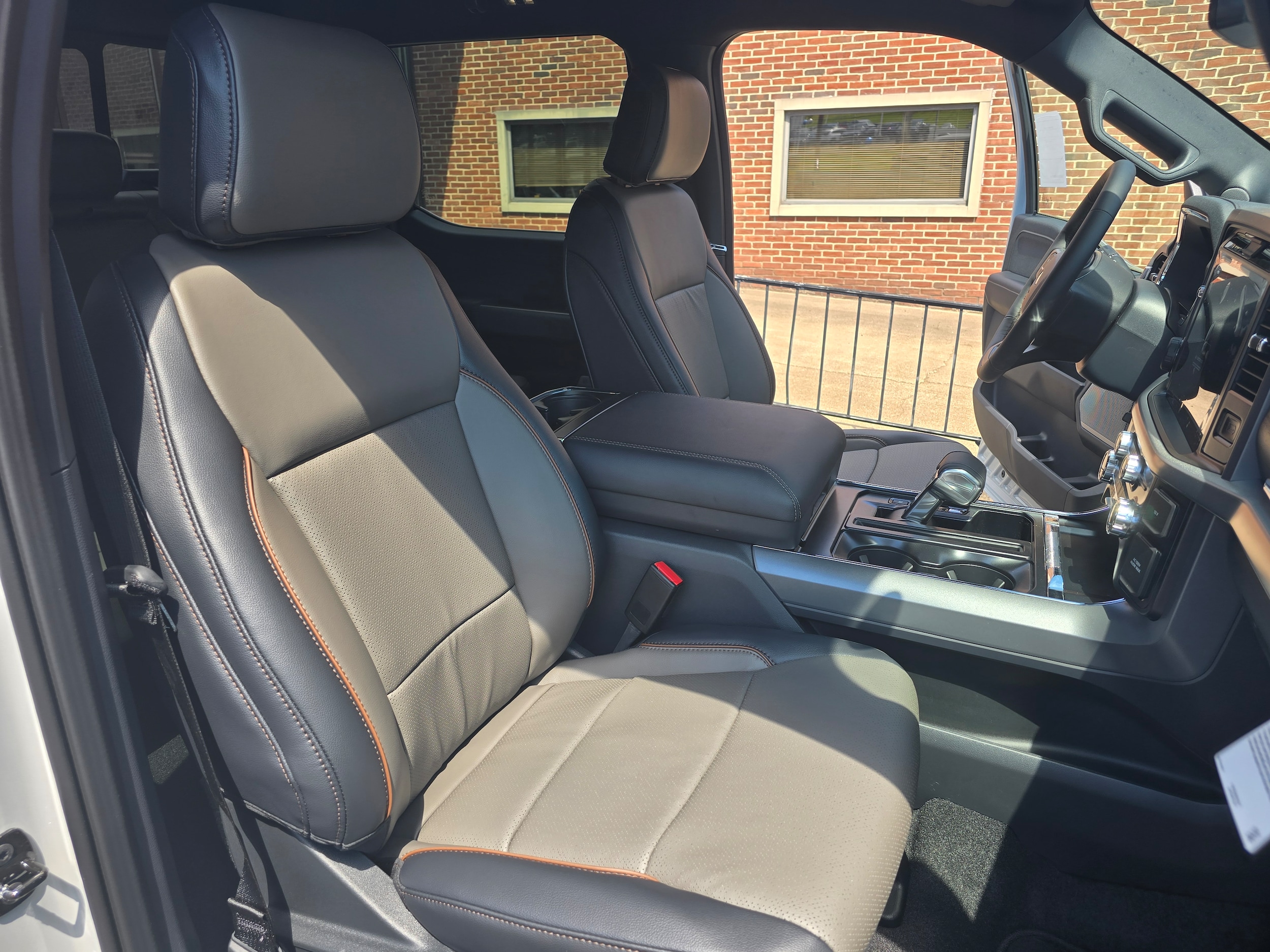 2026 Ford F-150 Lariat - Photo 12