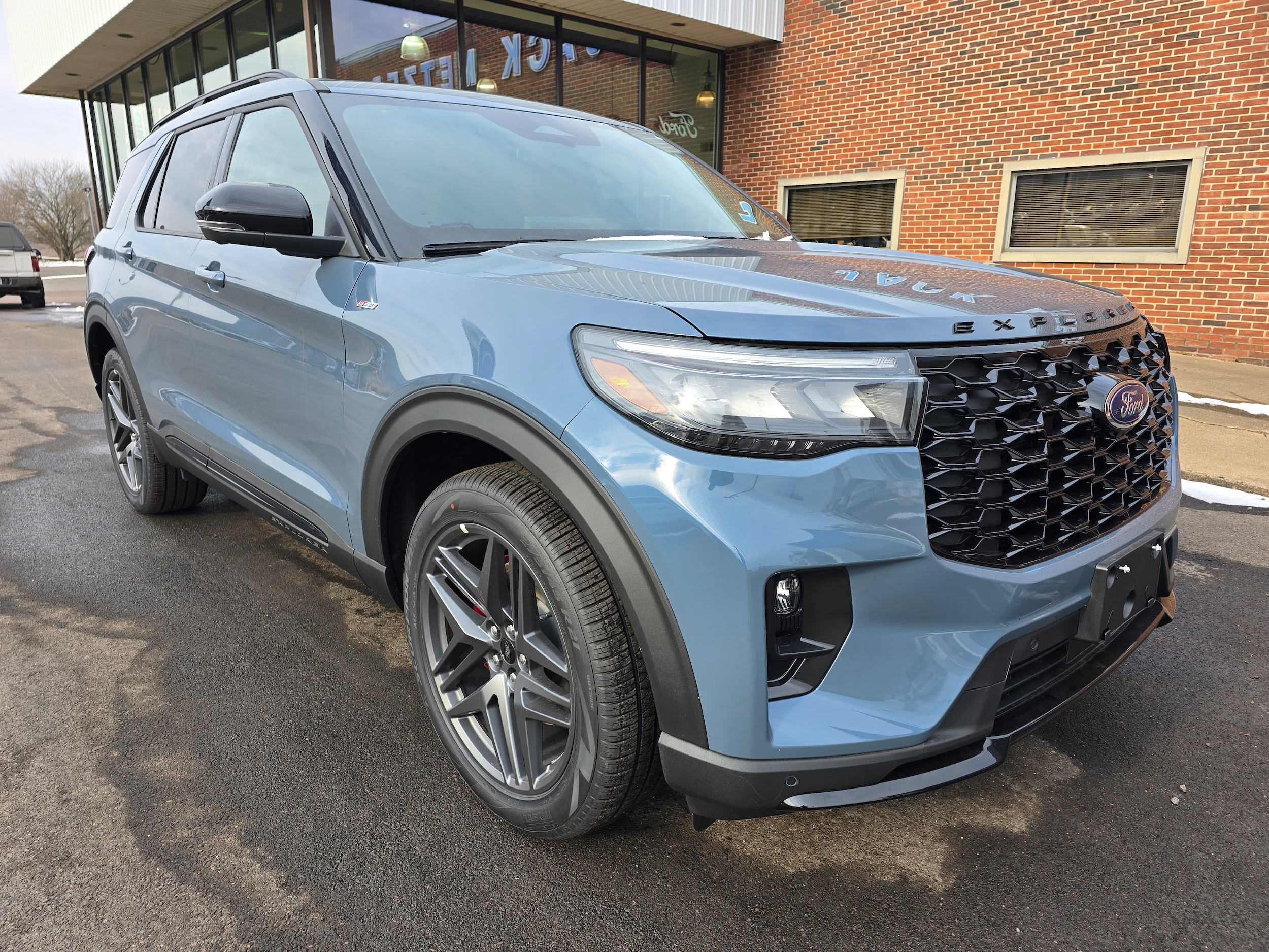 2026 Ford Explorer ST-LINE's photo