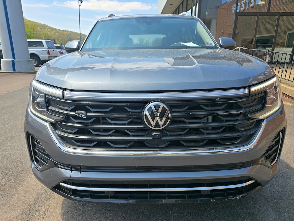 Used 2024 Volkswagen Atlas 2.0T SEL Premium R-Line SUV