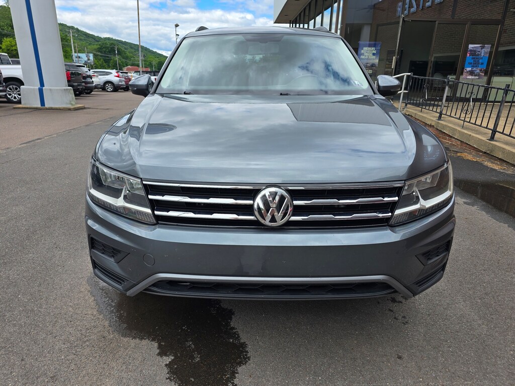 Used 2018 Volkswagen Tiguan 2.0T SE 4MOTION SUV