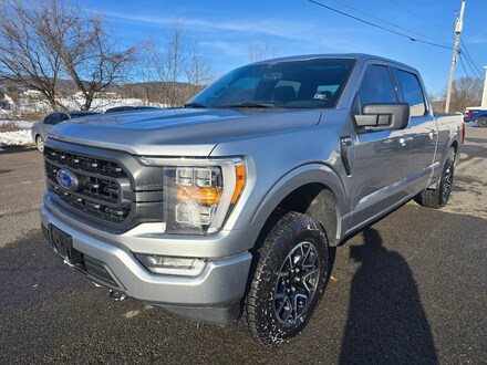 2021 Ford F-150 XLT Truck SuperCrew Cab