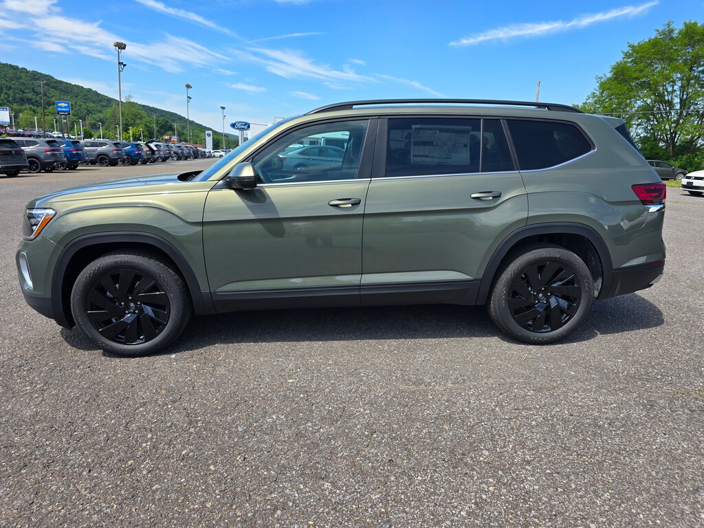 New 2026 Volkswagen Atlas 2.0T SE w/Technology SUV