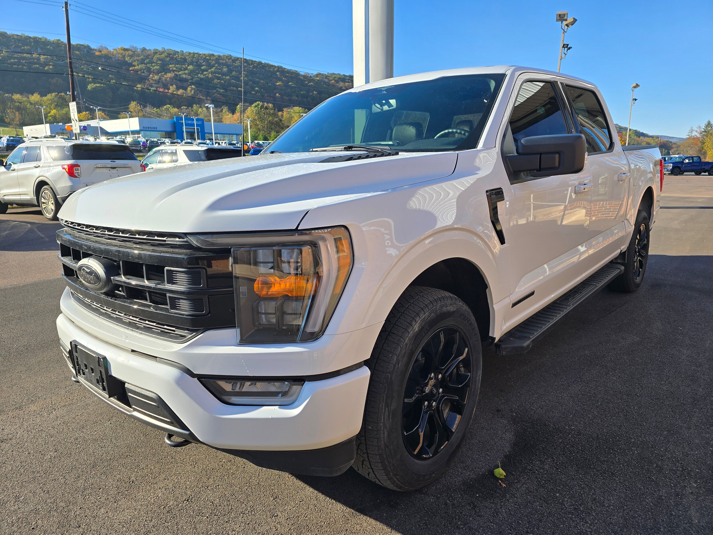 2023 Ford F-150 XLT photo 3