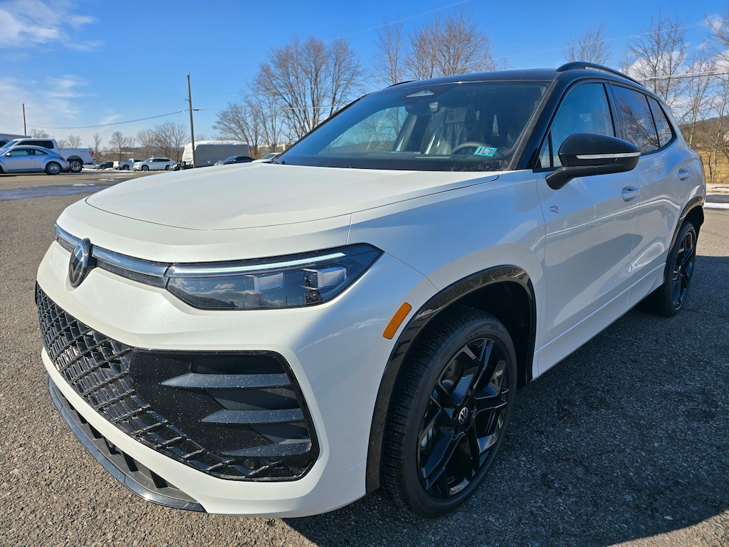 New 2026 Volkswagen Tiguan 2.0T SE R-Line Black SUV