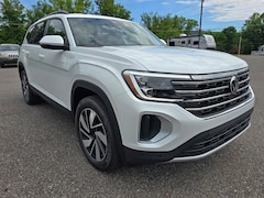 2026 Volkswagen Atlas SE w/Technology SUV