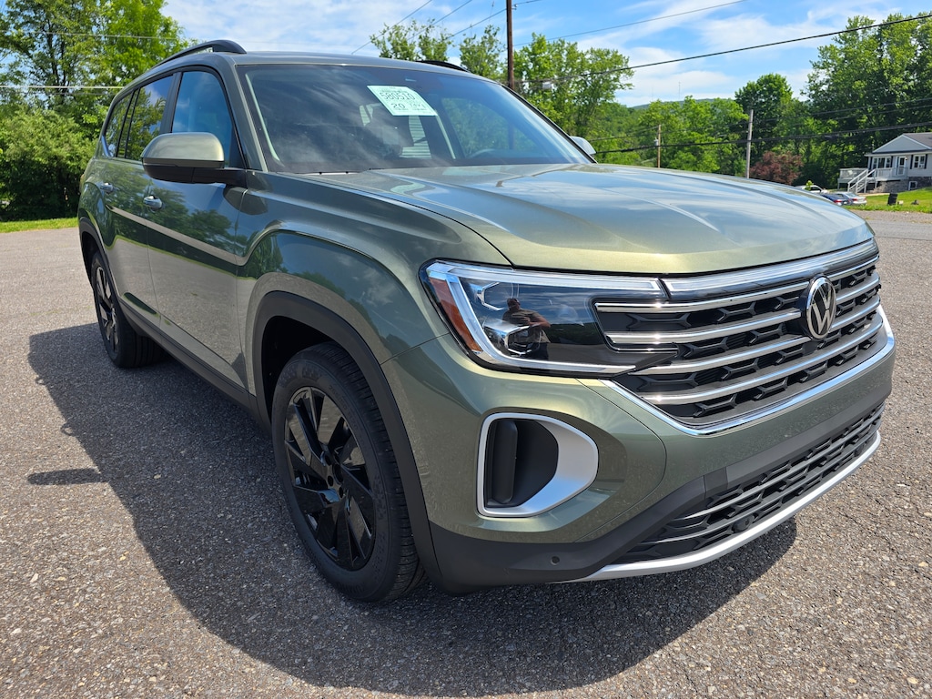 New 2026 Volkswagen Atlas 2.0T SE w/Technology SUV