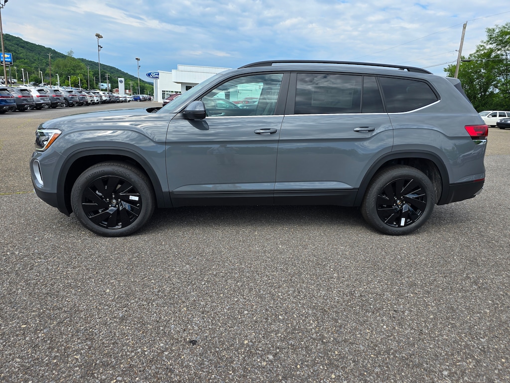 New 2026 Volkswagen Atlas 2.0T SE w/Technology SUV