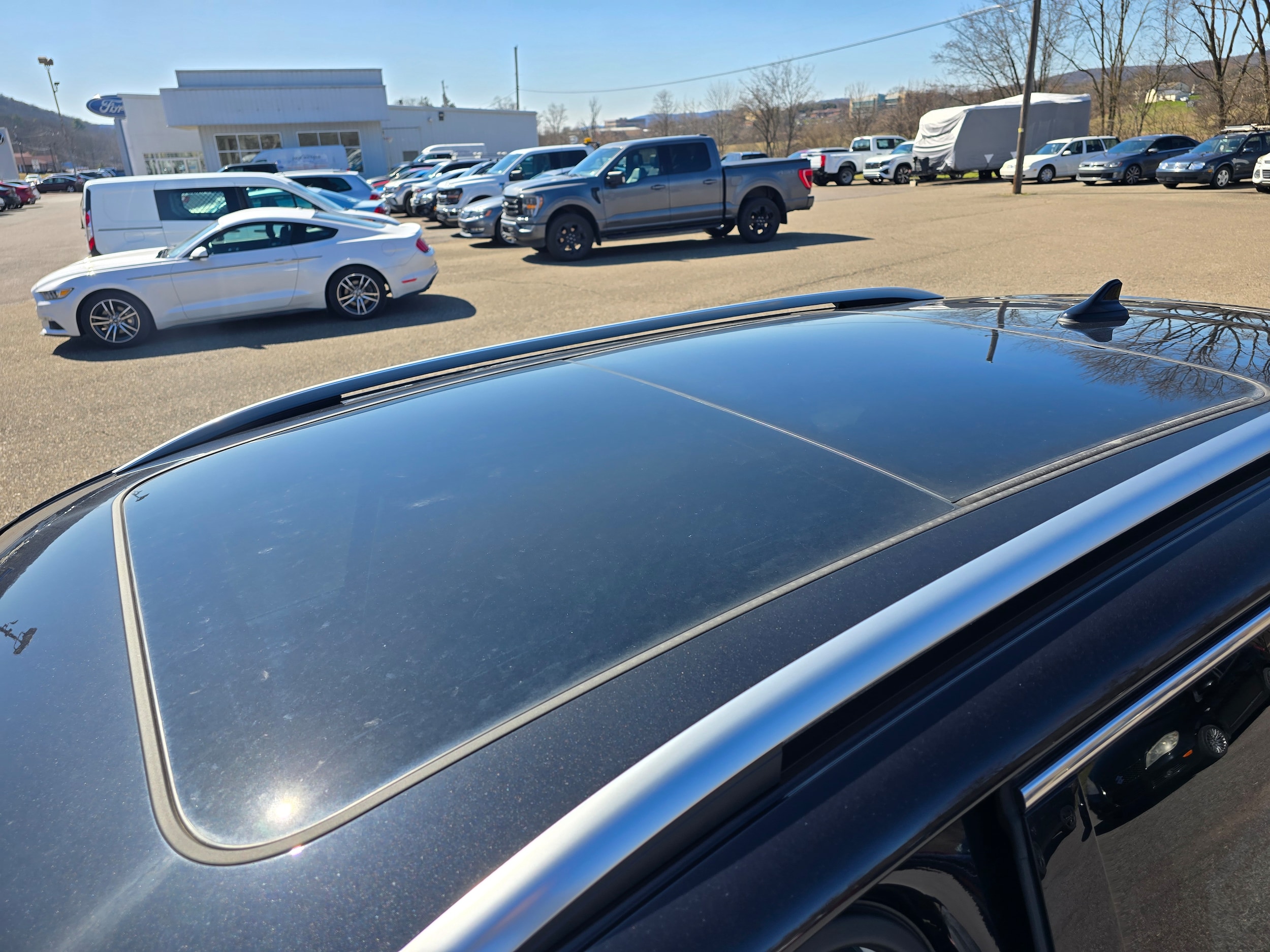 2026 Volkswagen Tiguan SE - Photo 10