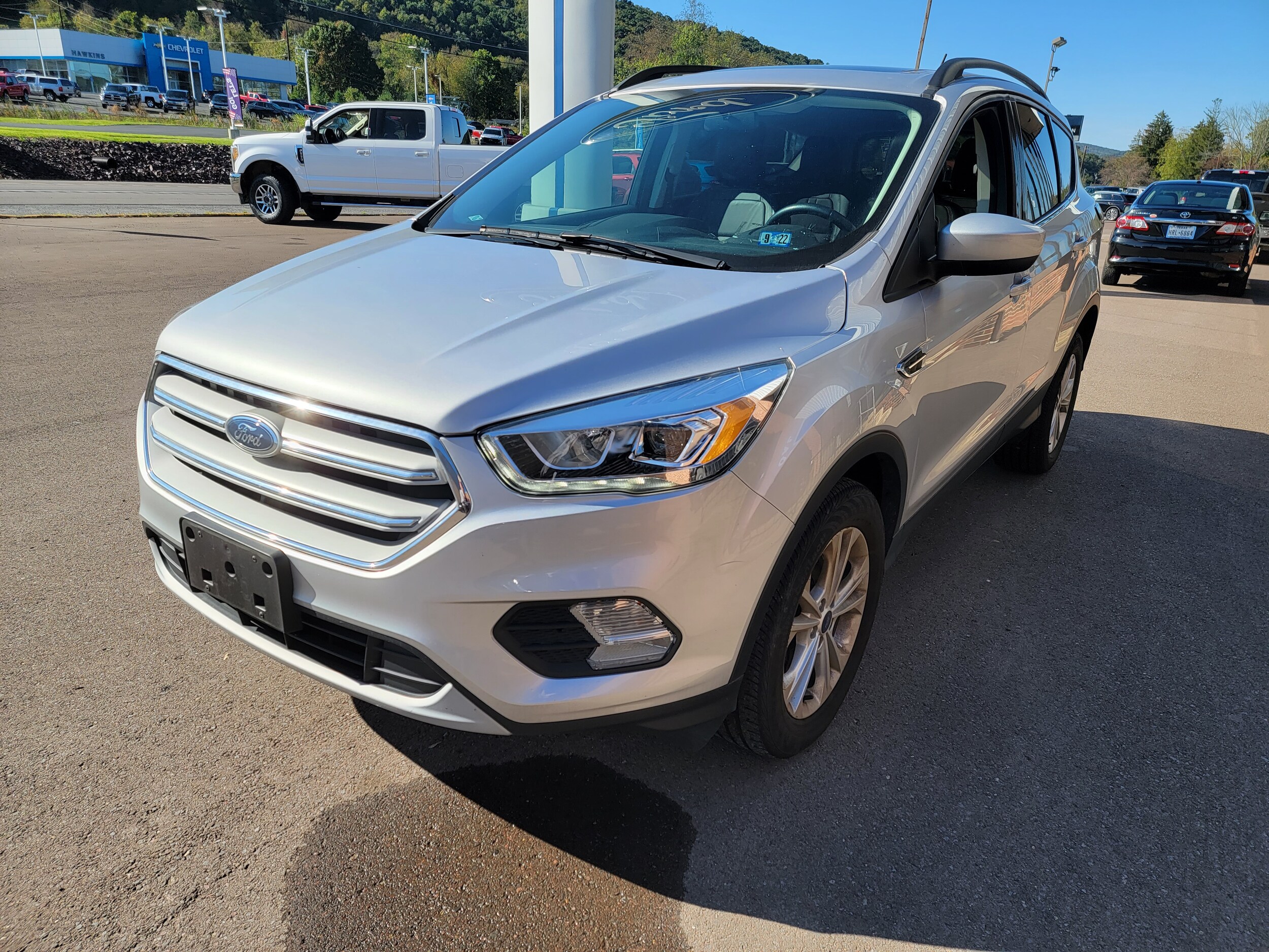 2018 Ford Escape SEL photo 3