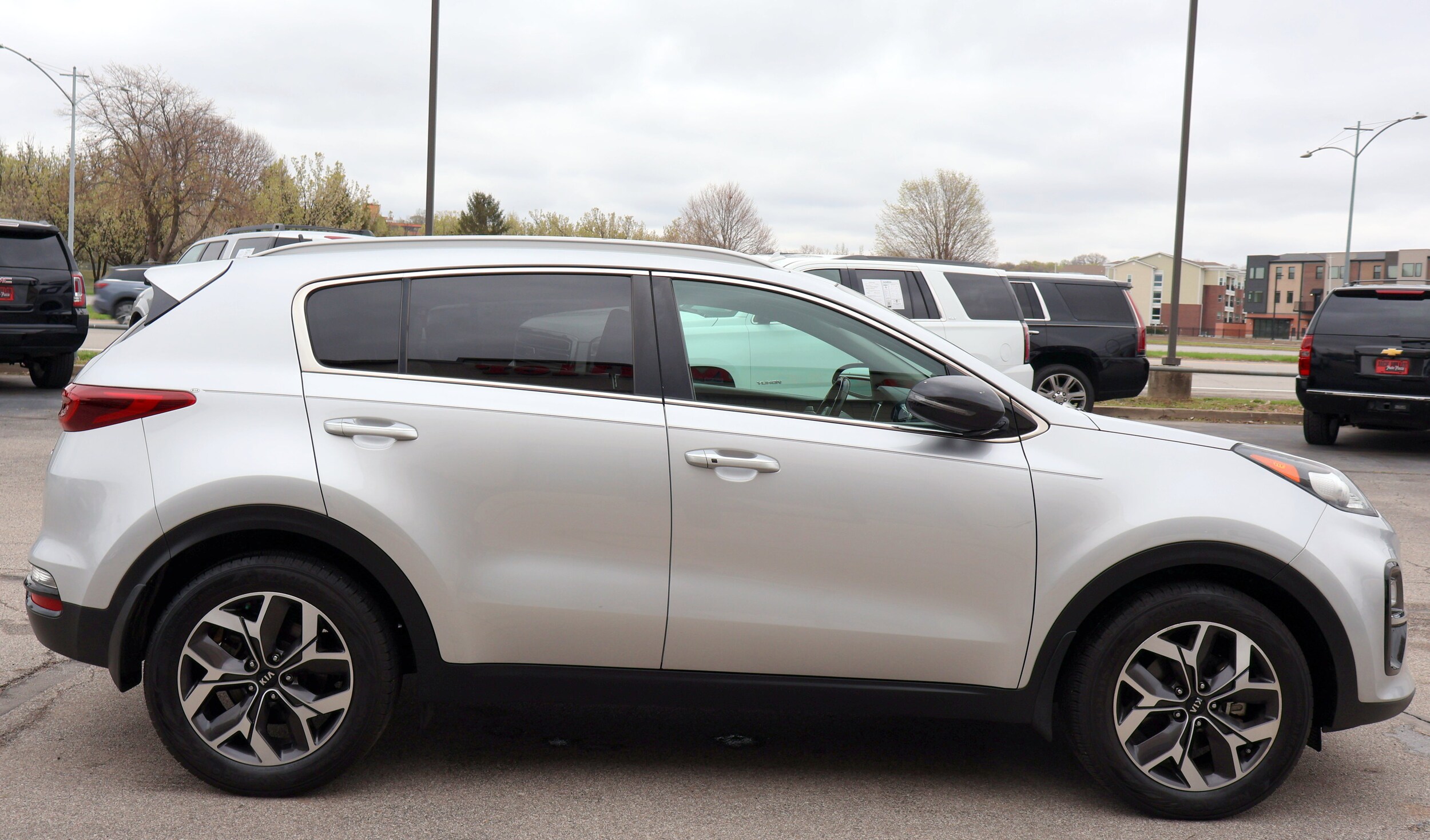 2020 Kia Sportage EX photo 4