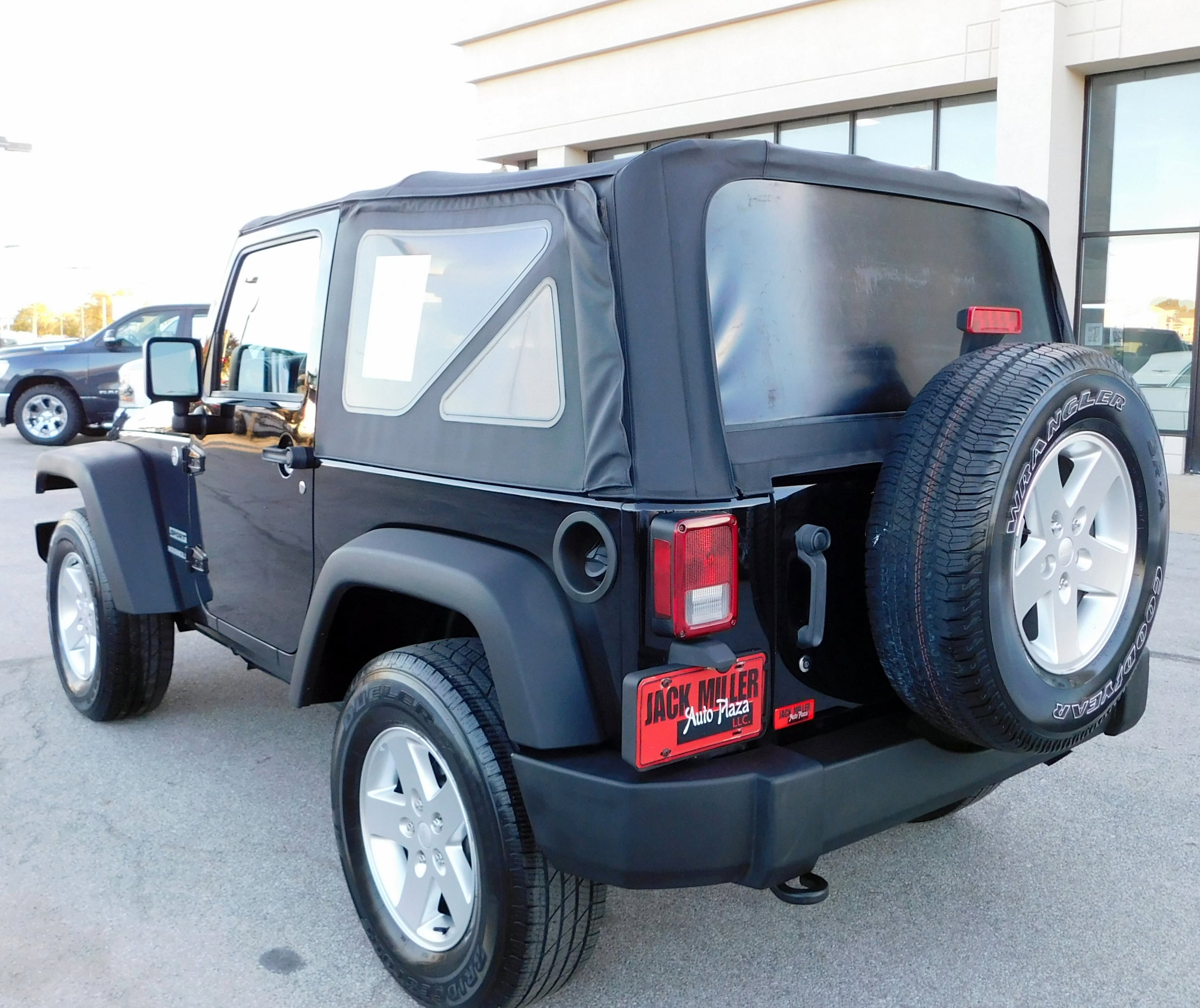 2012 Jeep Wrangler Sport - Photo 7