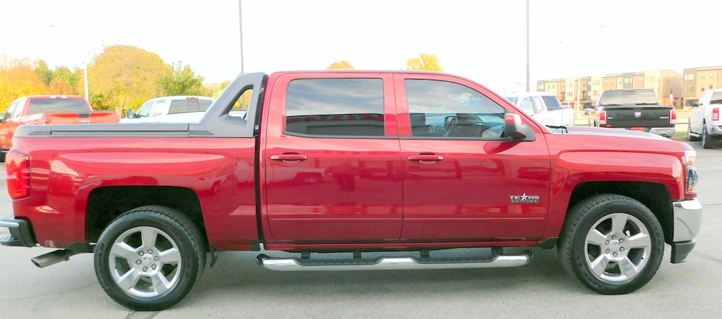 Used 2018 Chevrolet Silverado 1500 LT w/1LT Truck Crew Cab