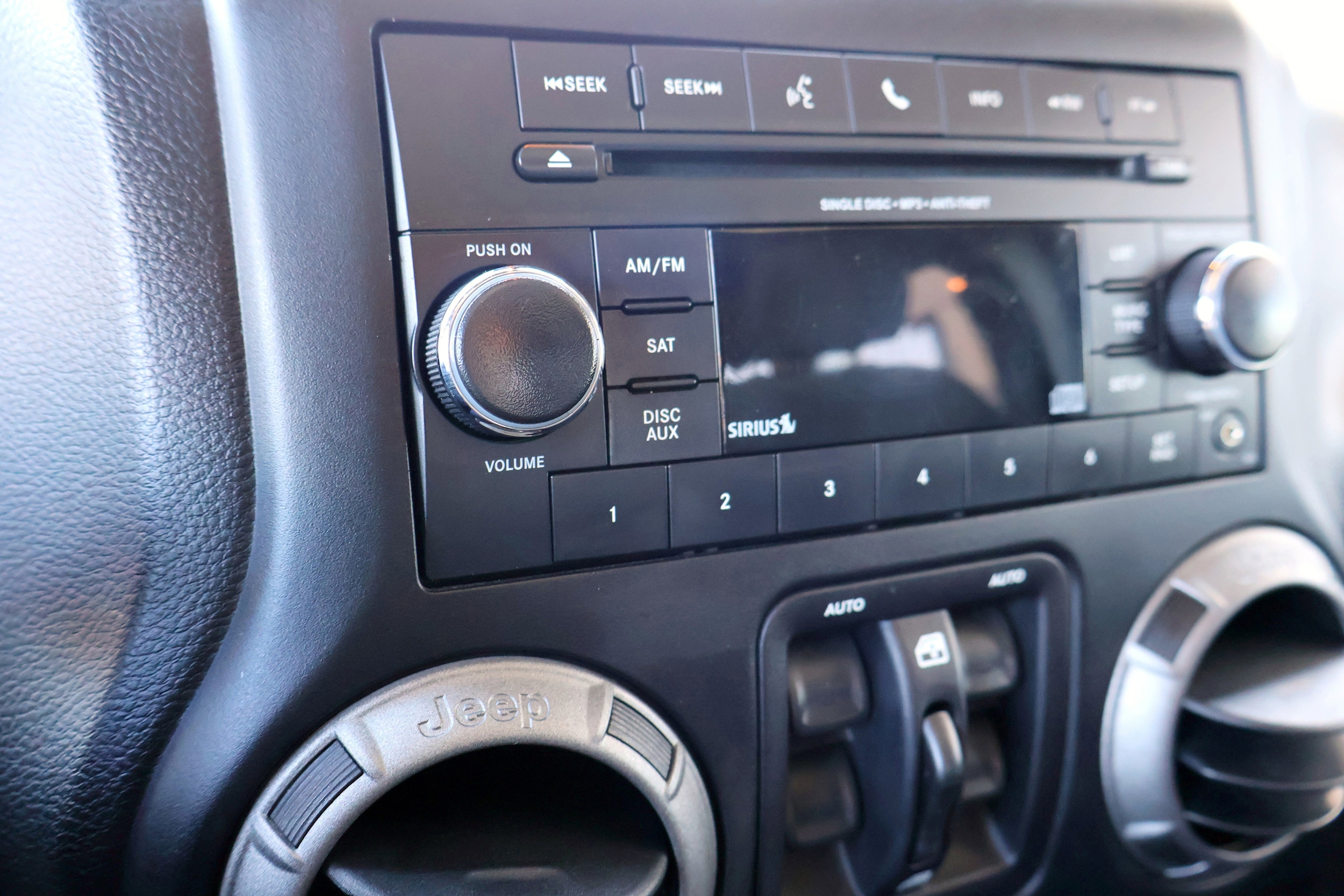 2017 Jeep Wrangler Unlimited Sport S - Photo 15