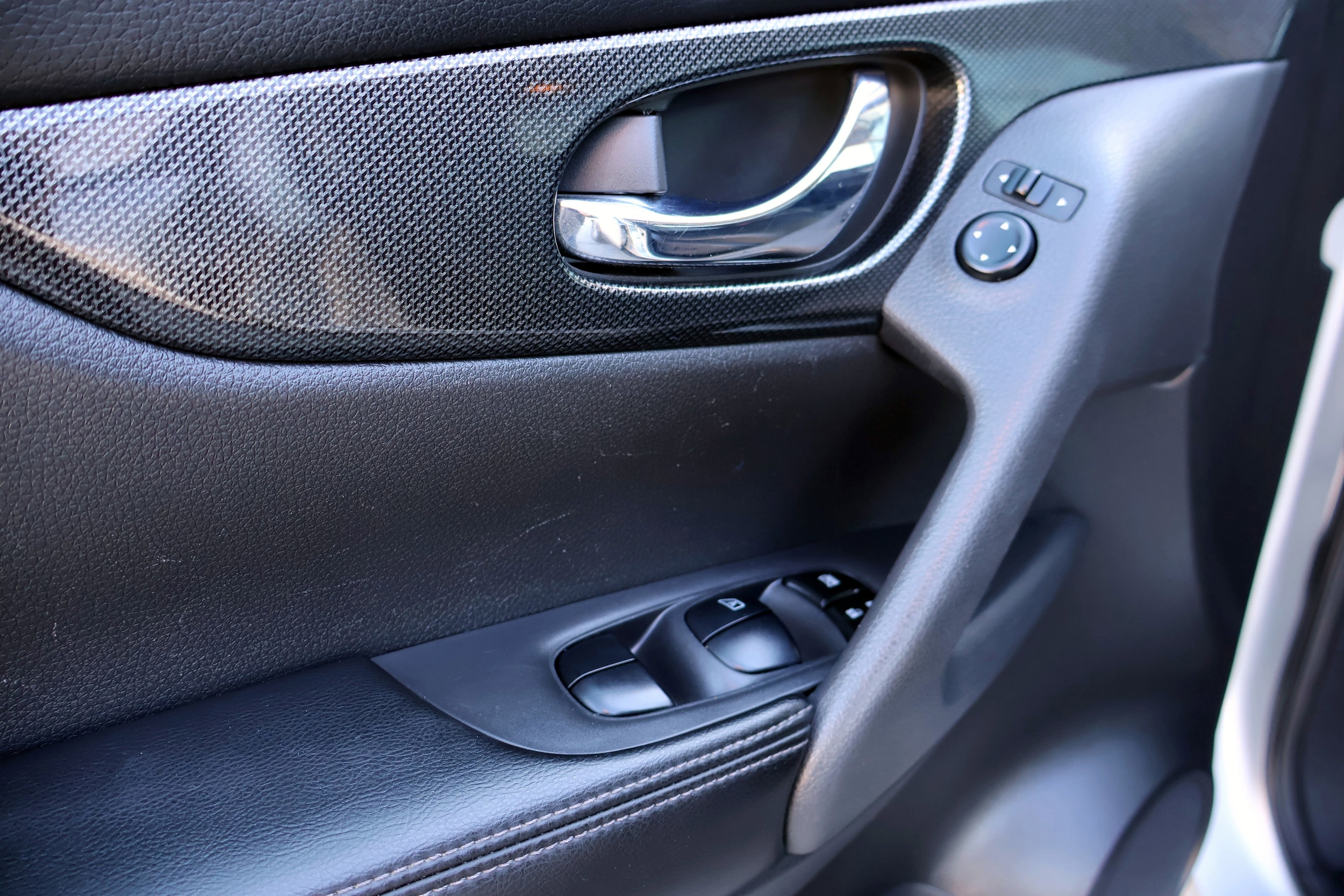 2016 Nissan Rogue SL - Photo 31