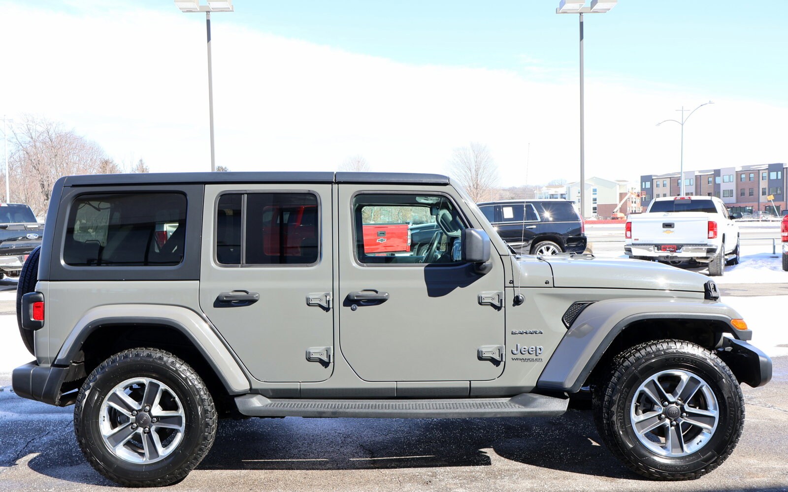 2018 Jeep Wrangler Unlimited Sahara photo 4
