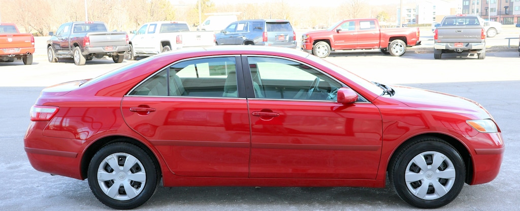 Used 2009 Toyota Camry LE Sedan