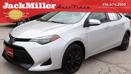 2019 Toyota Corolla LE Sedan
