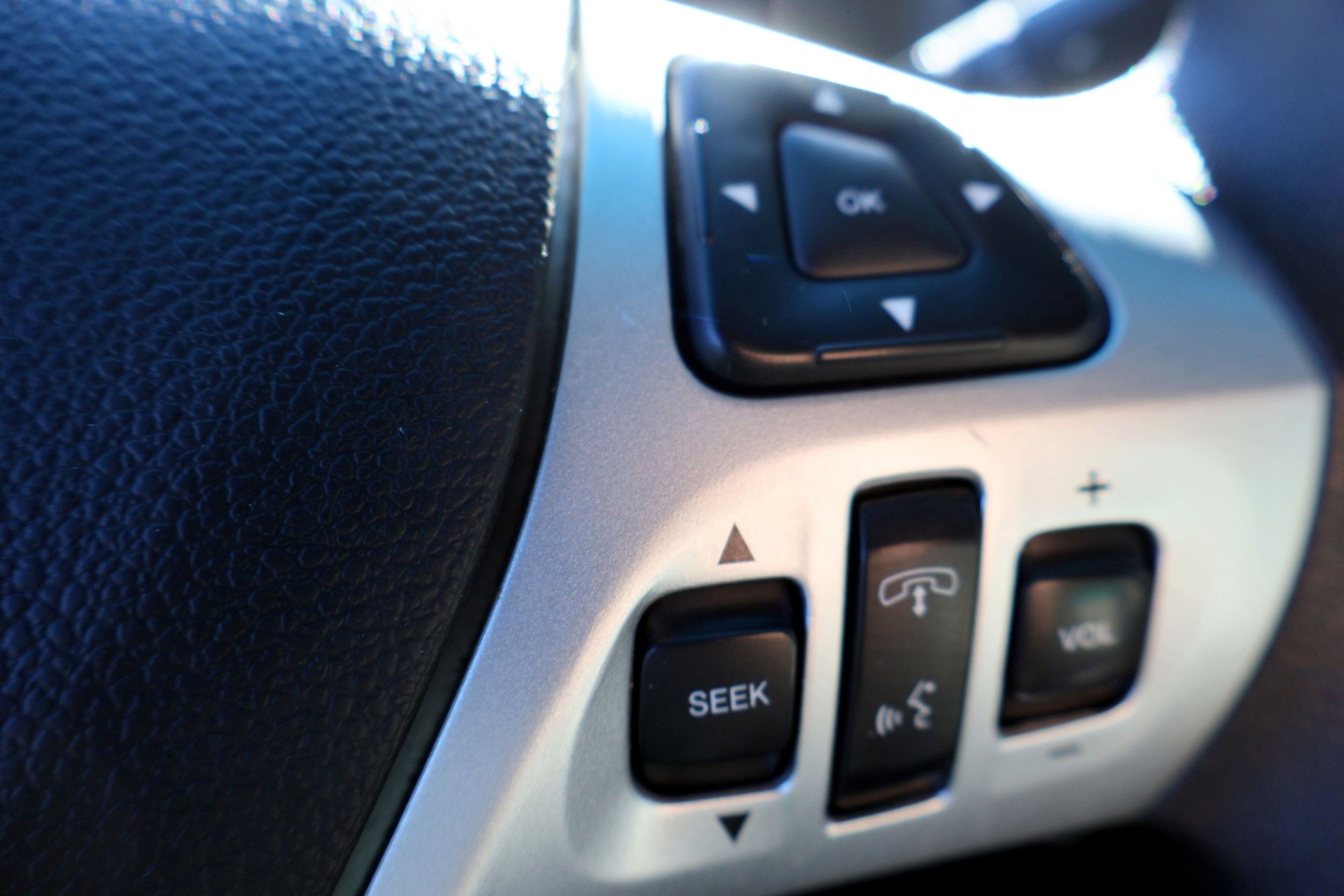 2015 Ford Explorer Base - Photo 17