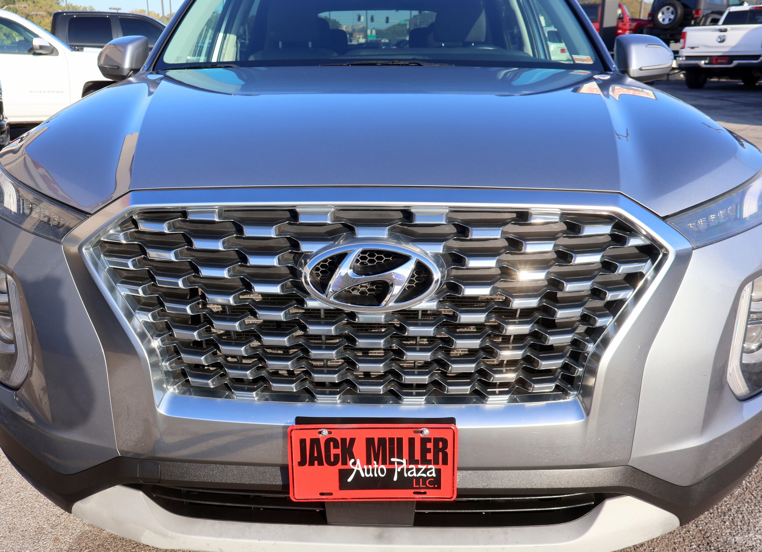 2020 Hyundai Palisade SEL photo 2