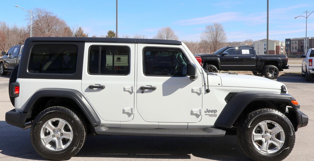 Used 2020 Jeep Wrangler Unlimited Sport SUV