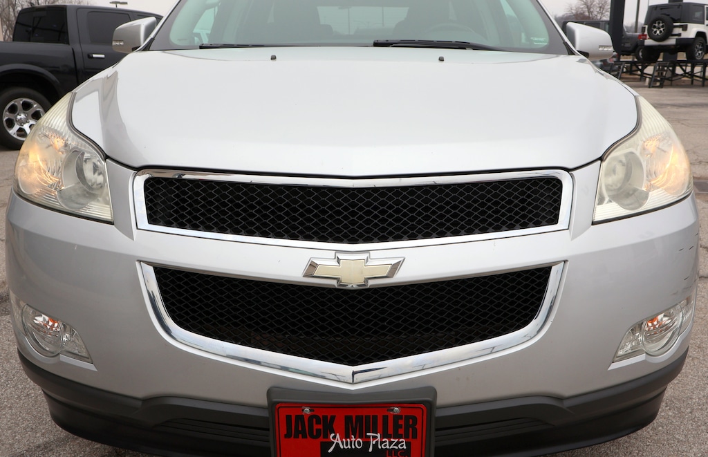 Used 2011 Chevrolet Traverse 1LT SUV