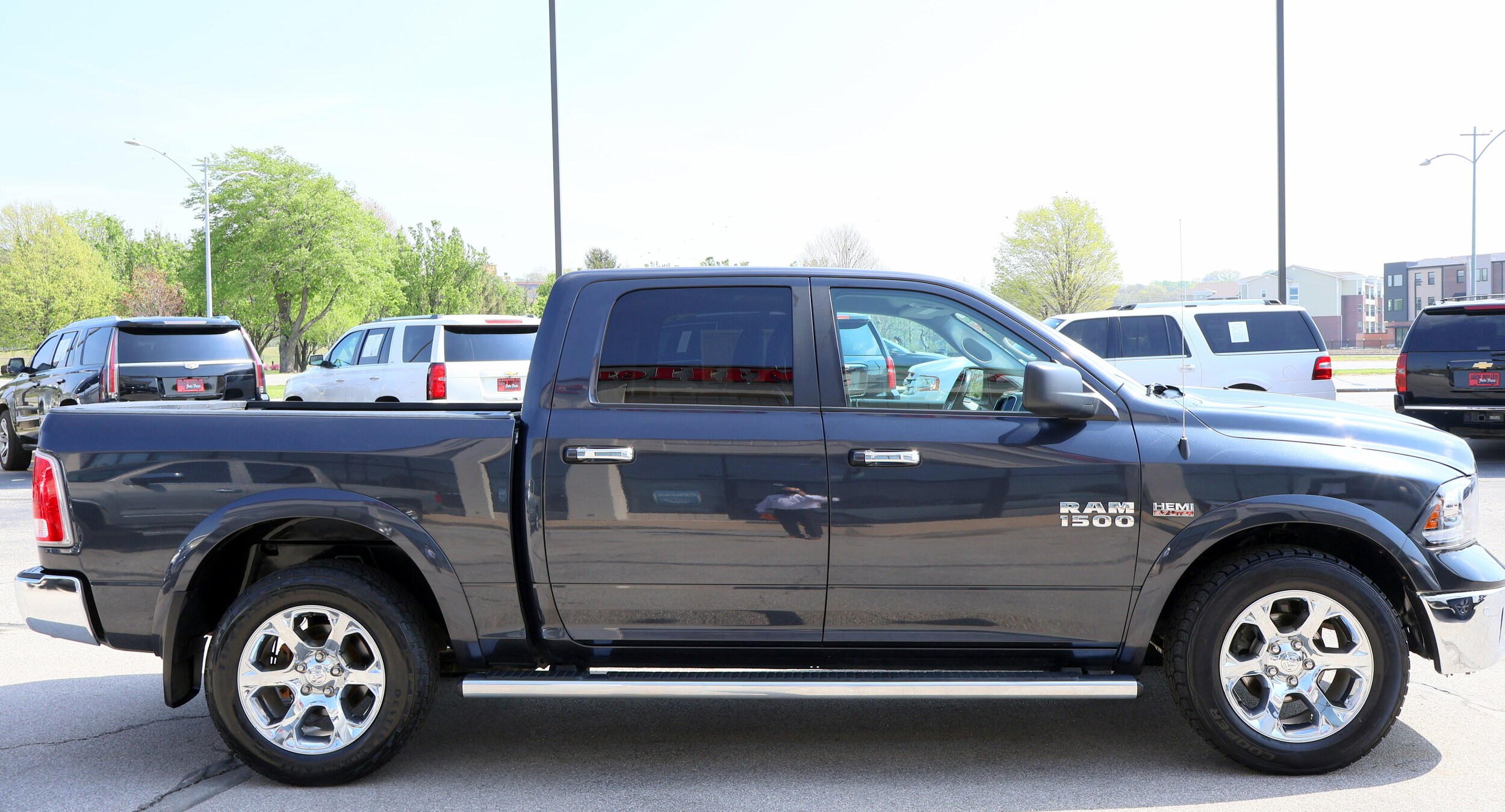 2018 Ram 1500 Laramie photo 4