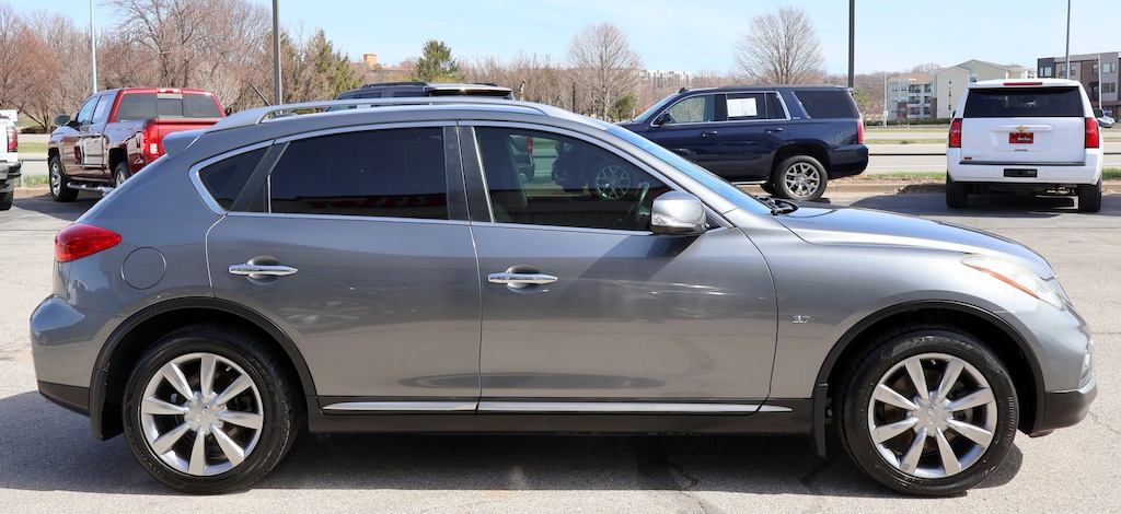 Used 2017 INFINITI QX50 SUV