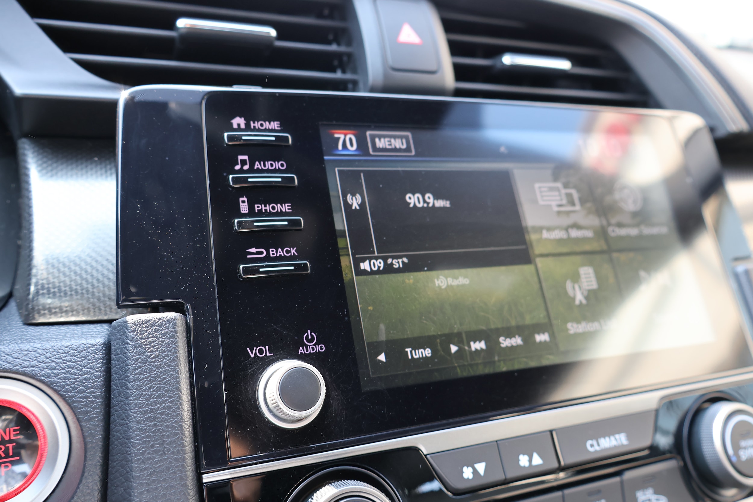 2019 Honda Civic Hatchback EX - Photo 19