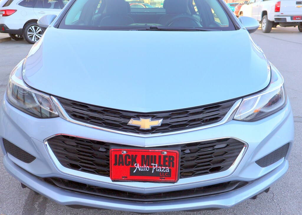 Used 2017 Chevrolet Cruze LT Auto Sedan