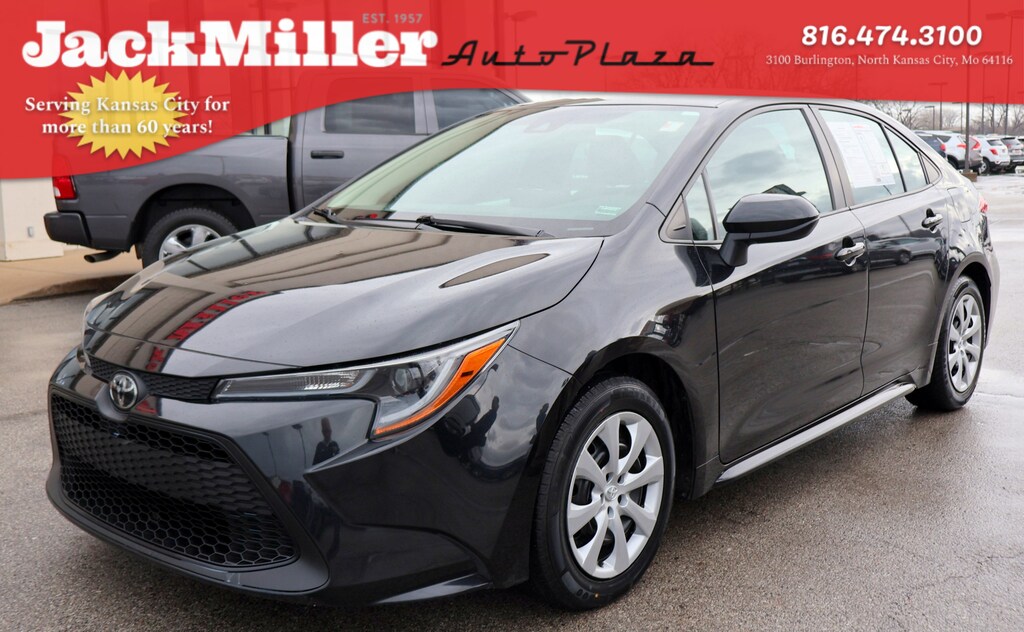 Used 2022 Toyota Corolla LE Sedan