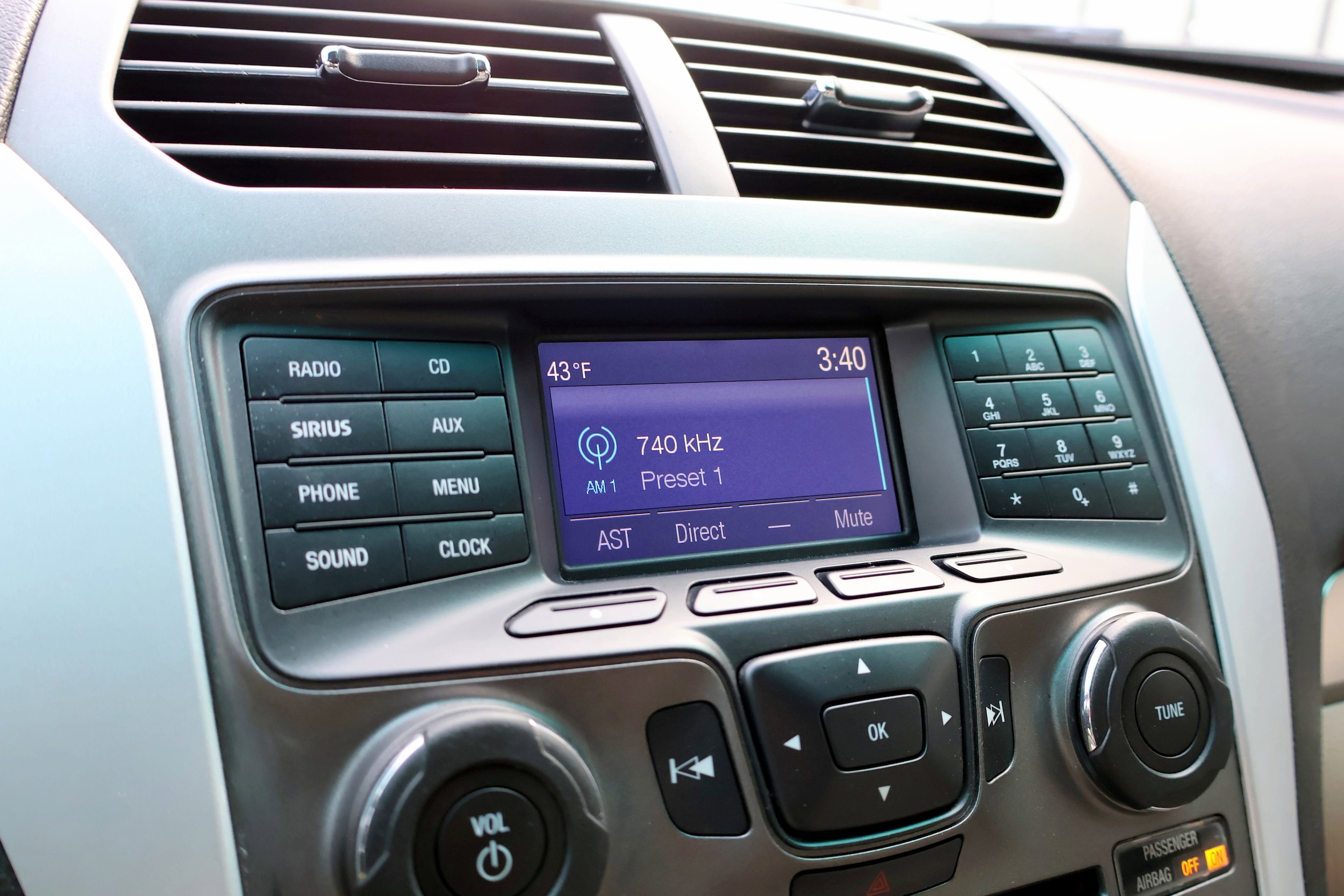 2015 Ford Explorer Base - Photo 15