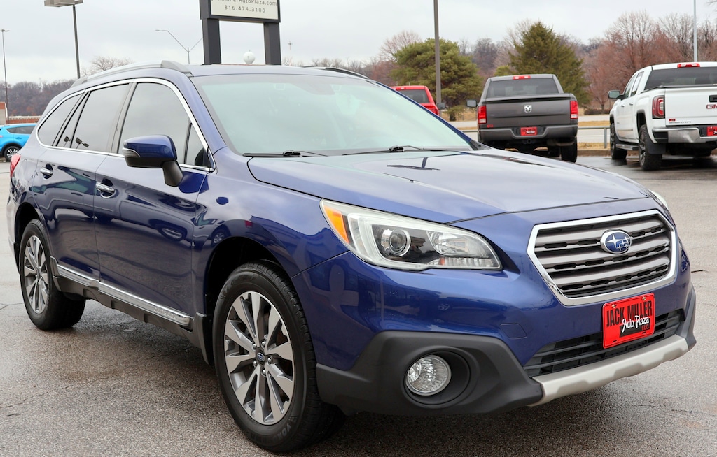 Used 2017 Subaru Outback 2.5i Touring with Starlink SUV