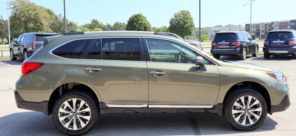 Used 2018 Subaru Outback 3.6R Touring with Starlink SUV