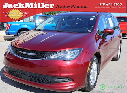 2021 Chrysler Voyager LXI Van Passenger Van