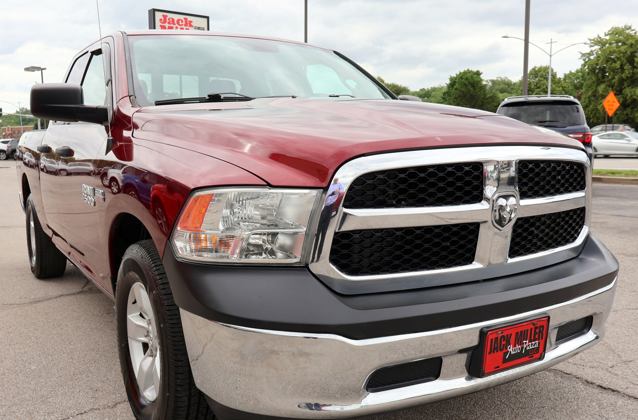 2017 Ram 1500 Tradesman photo 4