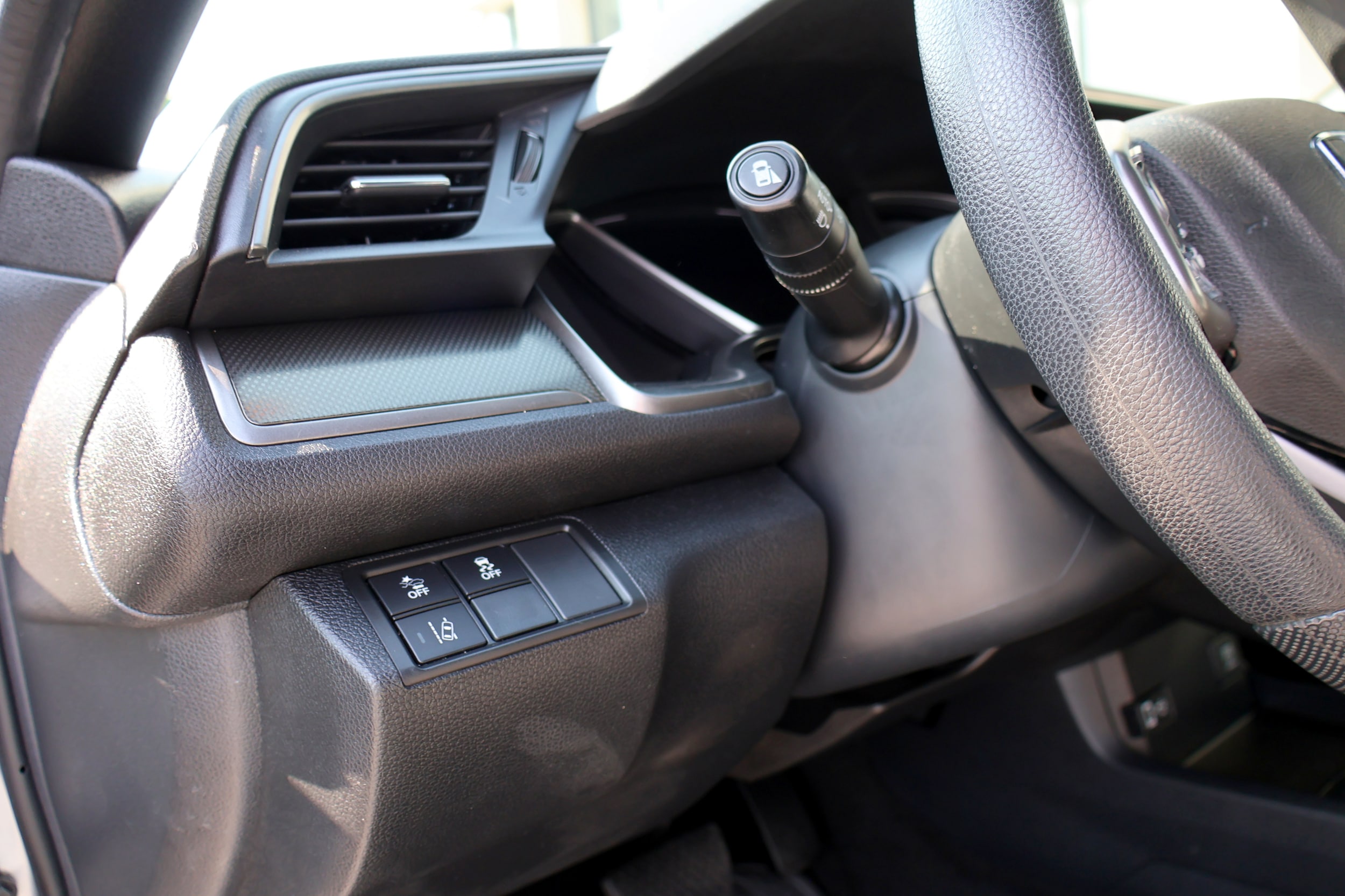 2019 Honda Civic Hatchback EX - Photo 12