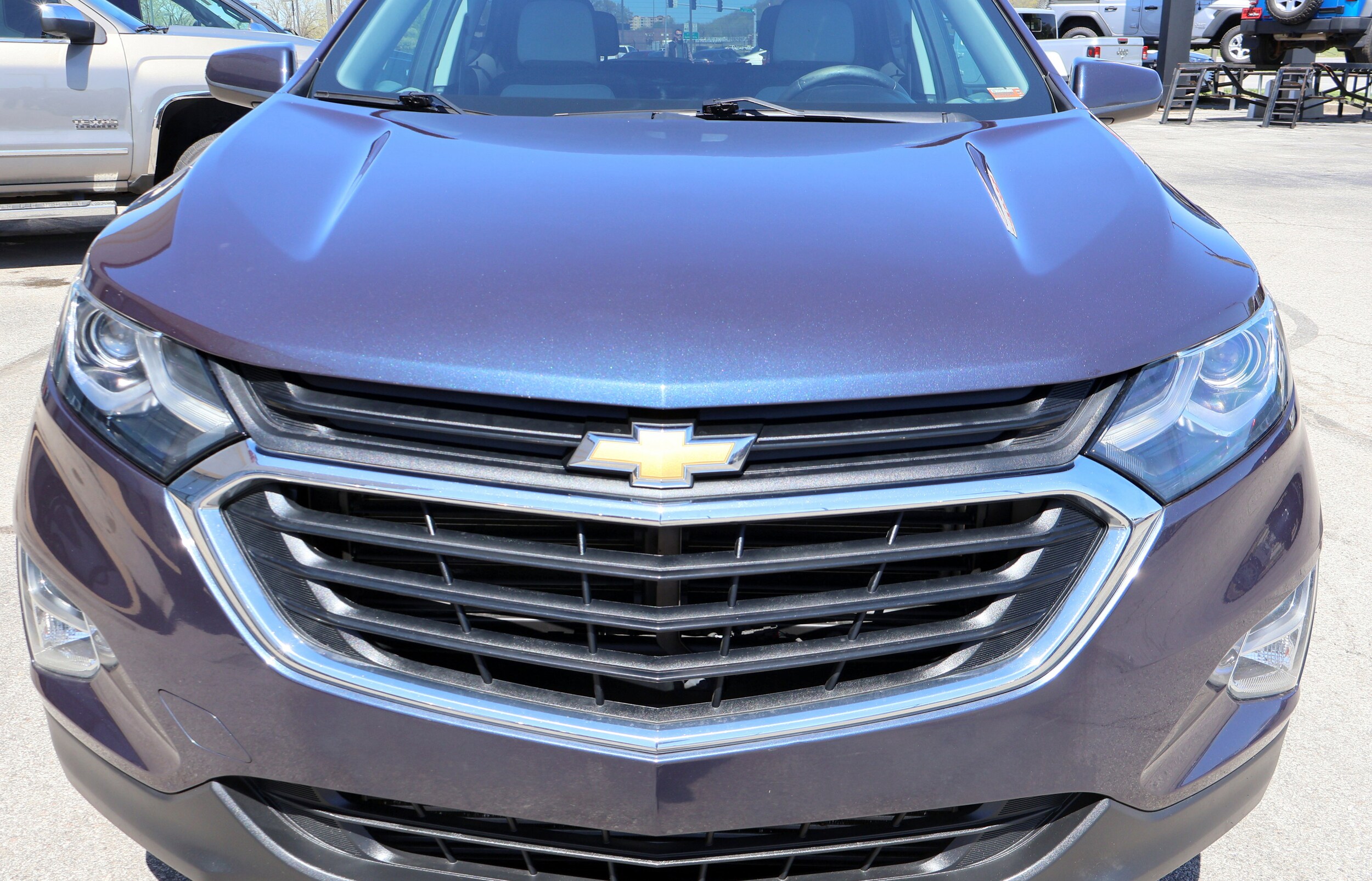 2019 Chevrolet Equinox photo 2
