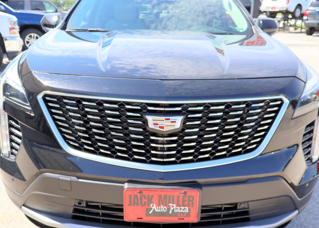 Used 2019 CADILLAC XT4 Premium Luxury SUV