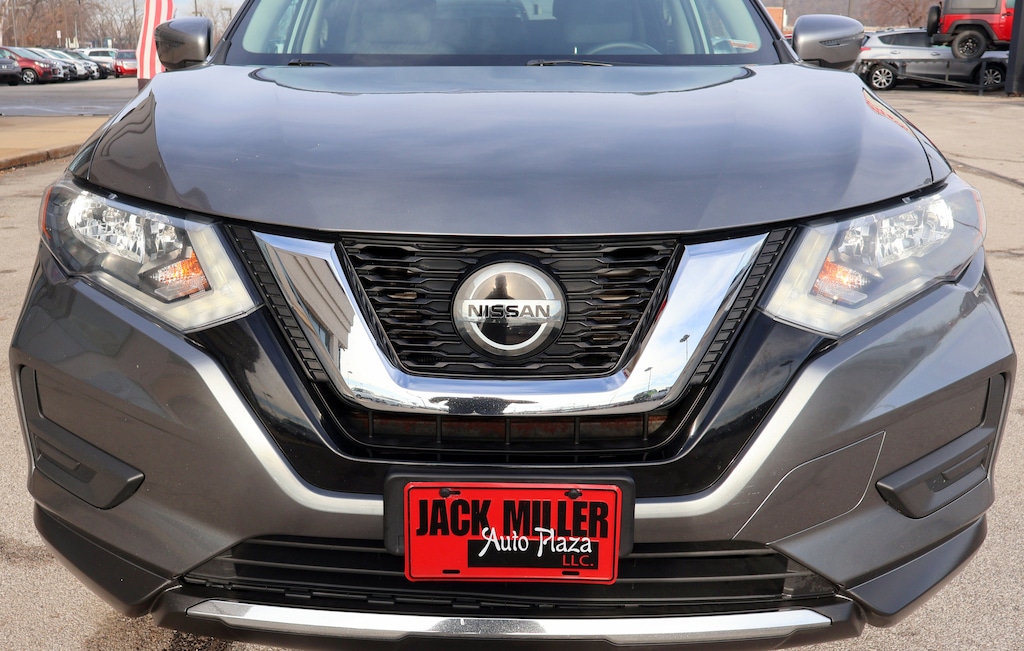 Used 2019 Nissan Rogue SV SUV