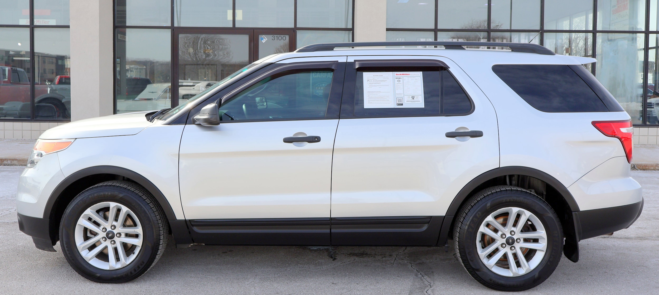 2015 Ford Explorer Base - Photo 9