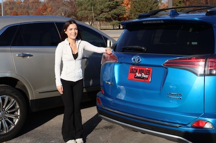 Staff member Jaclyn Guevarra from ID_3ec453e3c00f