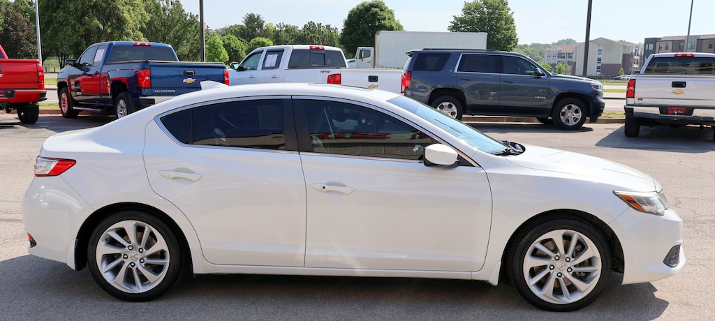 Used 2018 Acura ILX Base Sedan