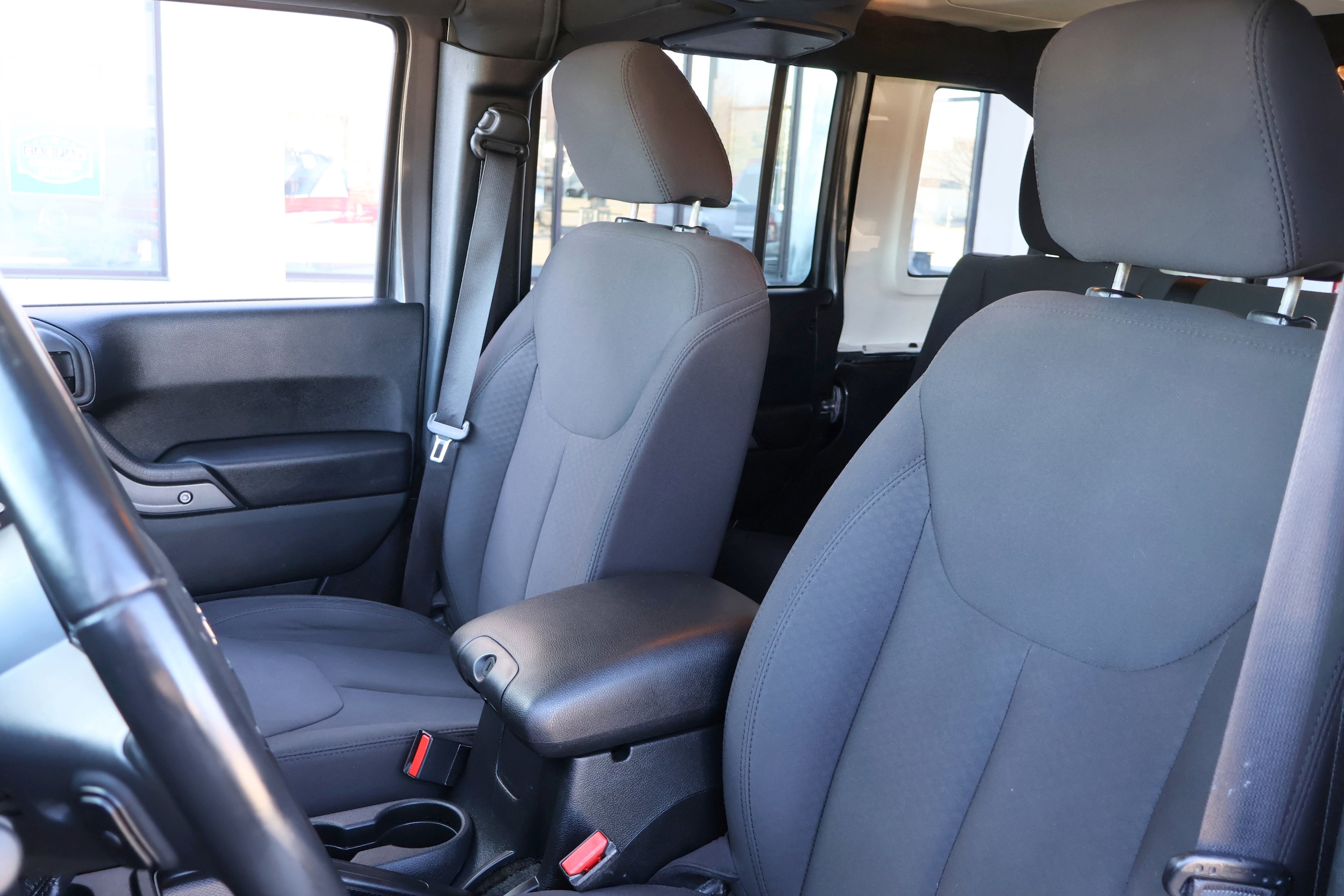 2017 Jeep Wrangler Unlimited Sport S - Photo 9