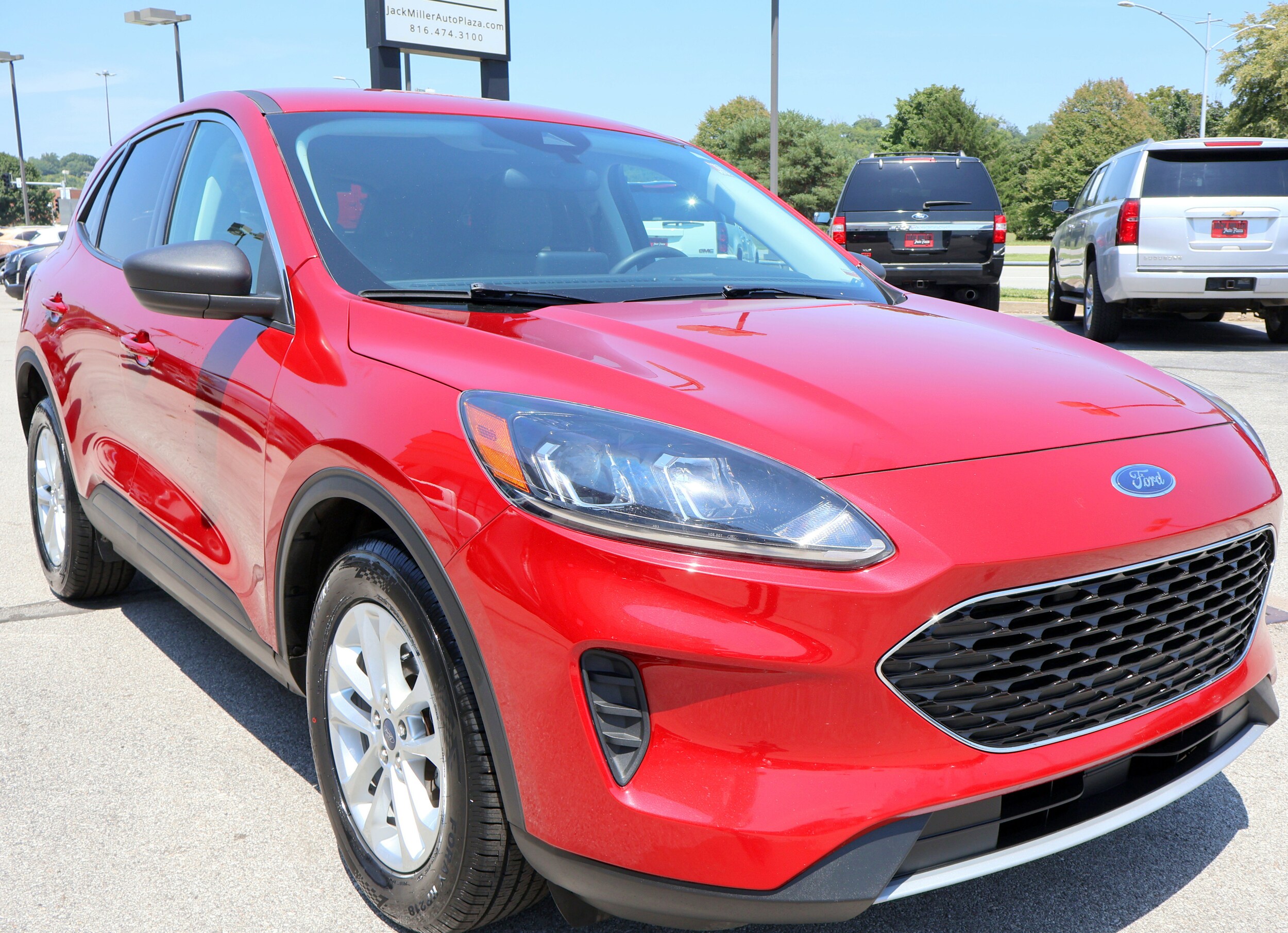 2022 Ford Escape SE photo 3