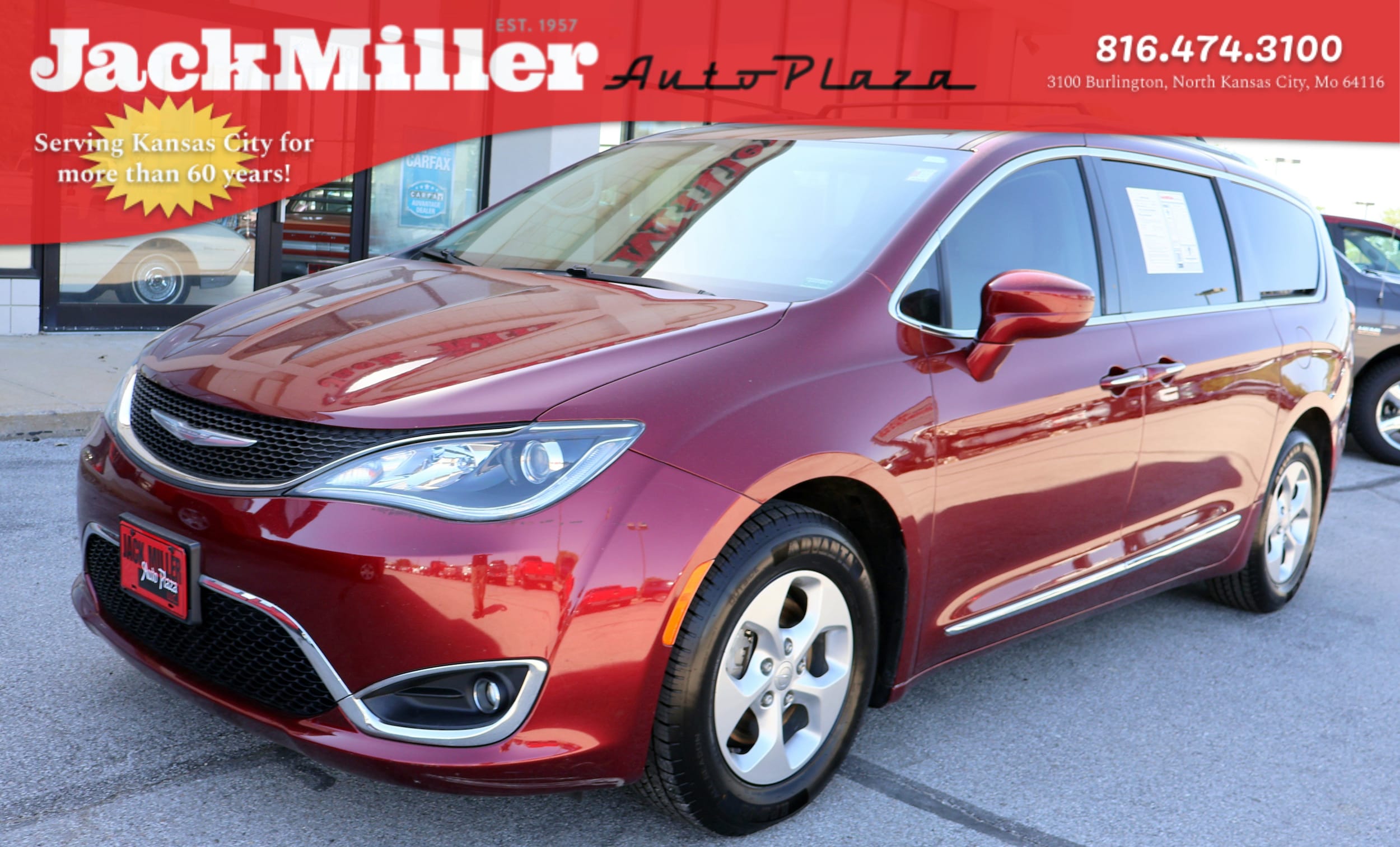 2017 Chrysler Pacifica Touring-L Plus's photo